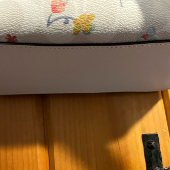 Coach Brand New!! - Picture 3 of 9